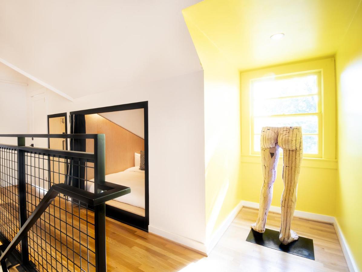 Modal Hostel Greenville Bagian luar foto
