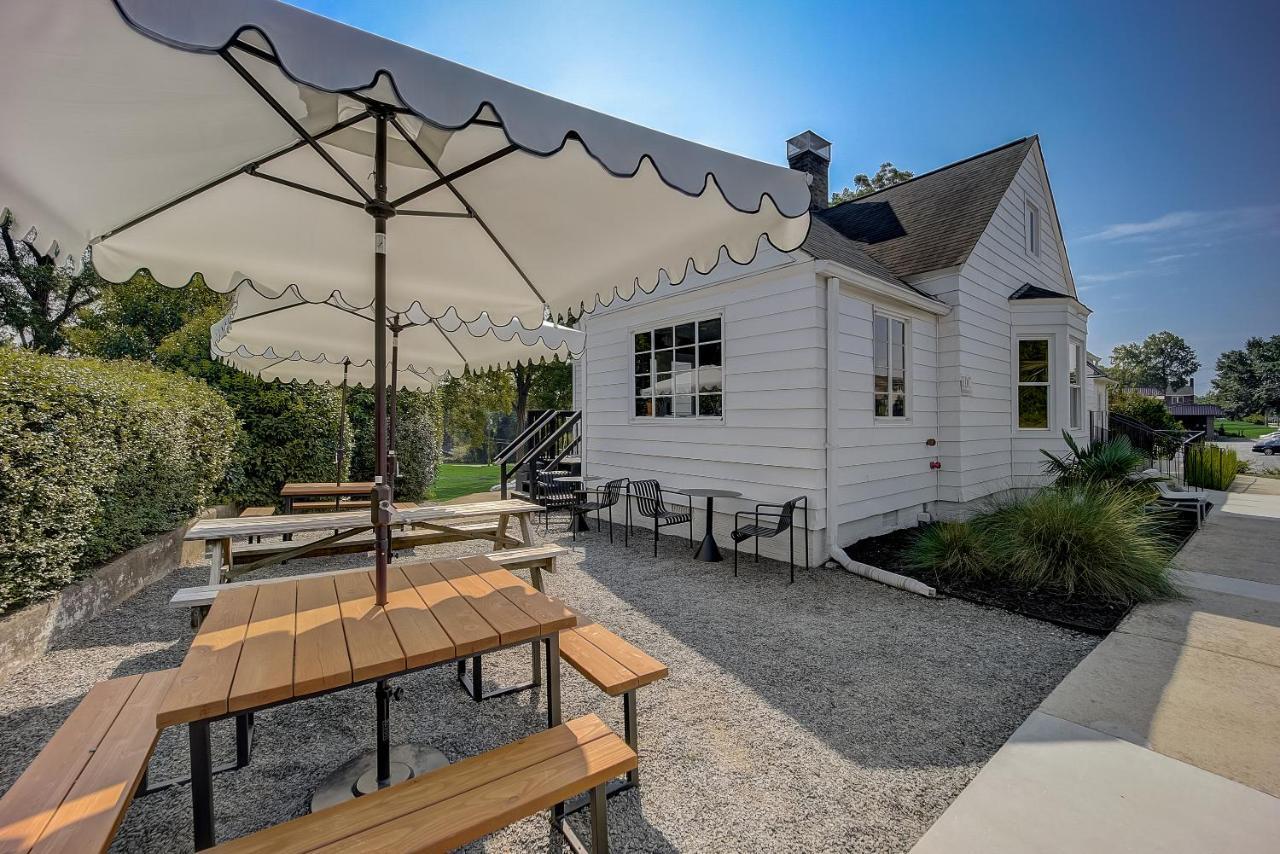 Modal Hostel Greenville Bagian luar foto