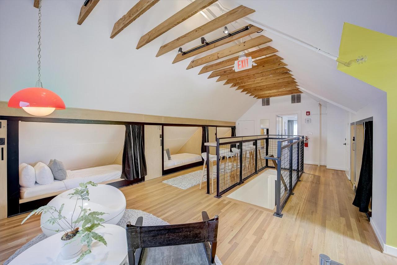 Modal Hostel Greenville Bagian luar foto